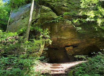 ohio/hocking-hills/attraction/conkle-s-hollow