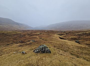 faroe-islands/norooyar/attraction/fjallavatn