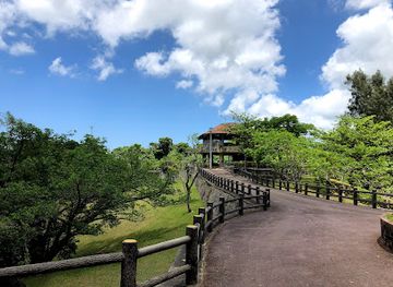 japan/okinawa/attraction/yara-castle-park