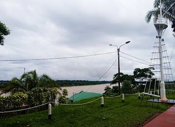 peru/tambopata-national-reserve/attraction/malecon-de-la-marina-de-guerra-del-peru