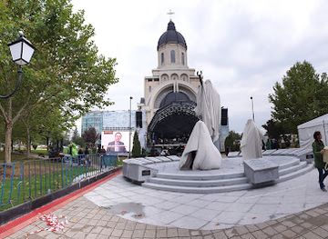 romania/bacau/attraction/ansamblul-monumental-romania-biruitoare