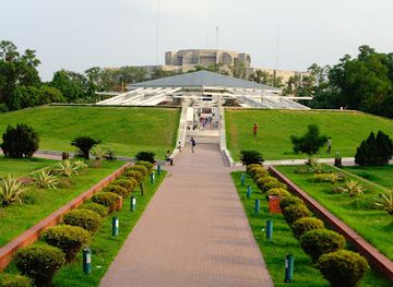 bangladesh/dhaka/attraction/chandrima-udyan