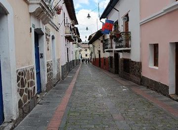 ecuador/mindo/attraction/calle-la-ronda