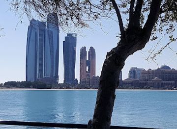 united-arab-emirates/abu-dhabi-region/attraction/corniche-beach