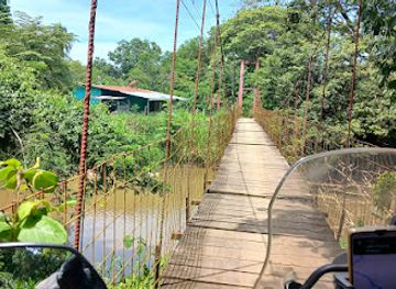 costa-rica/playa-flamingo/attraction/suspension-bridge