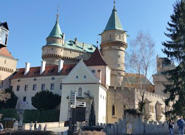 slovakia/horna-nitra/attraction/narodna-zoologicka-zahrada-bojnice