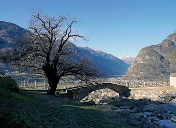 switzerland/ticino/attraction/waterfall-santa-petronilla