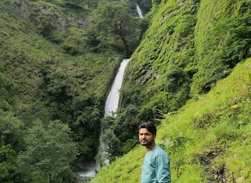 nepal/dhaulagiri-zone/attraction/narja-water-fall