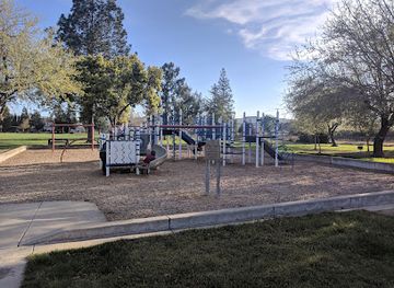california/livermore/attraction/ida-holm-neighborhood-park