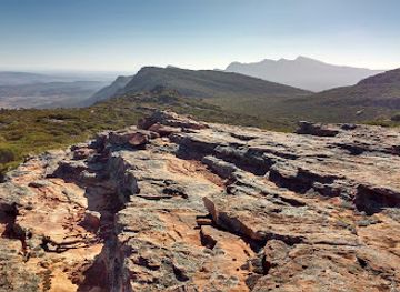 australia/flinders-ranges/attraction/rawnsley-bluff