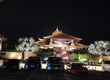 united-arab-emirates/palm-jumeirah/attraction/palm-jumeirah-boardwalk