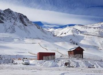 argentina/aconcagua-provincial-park/attraction/los-puquios