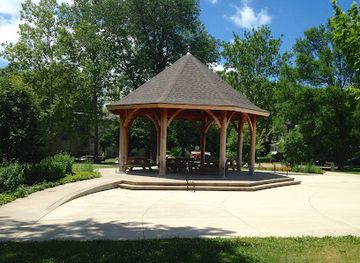 iowa/iowa-city/attraction/north-market-park