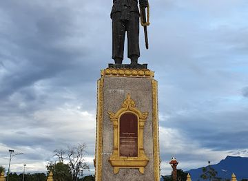 laos/bolaven-plateau/attraction/ongkeo-monument-park