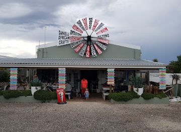 south-africa/eastern-cape/attraction/daniell-cheetah-project