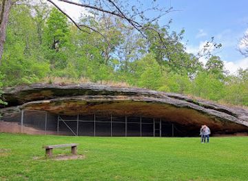 missouri/mark-twain-national-forest/attraction/graham-cave-state-park