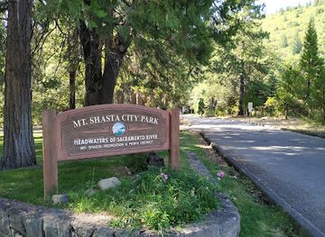 california/redwood-national-and-state-parks/attraction/mount-shasta-city-park