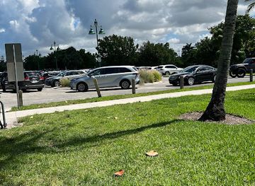 florida/southwest-florida/attraction/lowdermilk-park