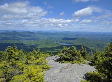 new-hampshire/dartmouth-lake-sunapee/attraction/winslow-state-park