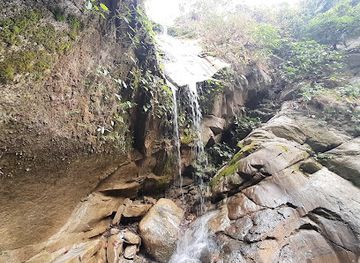 nepal/province-no-1/attraction/satakshi-dham-waterfall