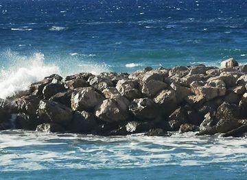 france/cannes/attraction/jetee-guillaume-apollinaire