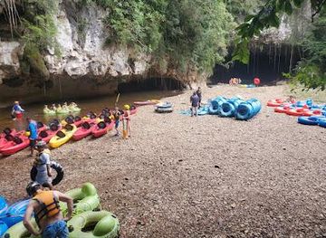 belize/san-ignacio/attraction/caves-branch-outpost