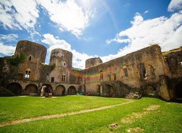 france/aquitaine/attraction/castle-villandraut
