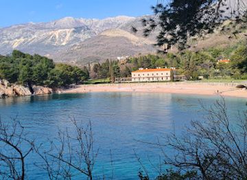 montenegro/bar-riviera/attraction/park-milocher