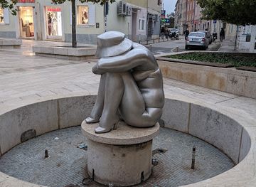 croatia/porec/attraction/donna-con-tacchi