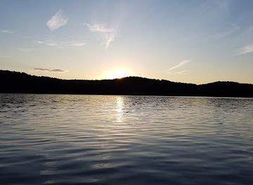 canada/haliburton-highlands/attraction/esson-lake