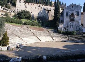 italy/verona/attraction/museo-archeologico-al-teatro-romano