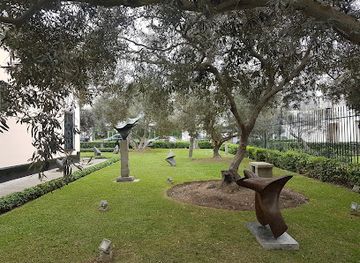 peru/lima/san-isidro/attraction/marina-nunez-del-prado-museum