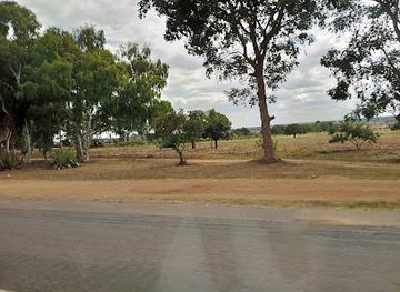 malawi/central-region/attraction/airport-junction