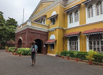 india/goa/panaji/attraction/fountainhas-colorful-houses