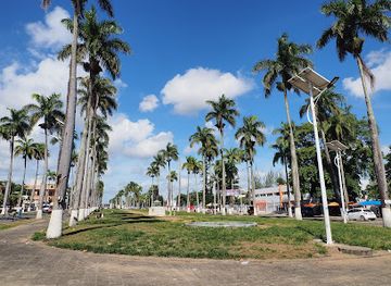 madagascar/toamasina/attraction/place-de-la-republique