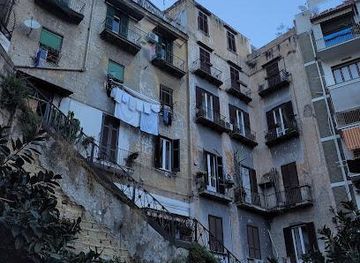 italy/pompeii/attraction/santa-lucia