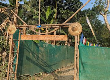 india/kaziranga-national-park/attraction/hollong-eco-camp