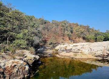 india/jharkhand/attraction/barat-picharwa-waterfall