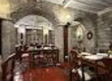 philippines/anawangin-cove/attraction/cusina-ni-nanay-maria