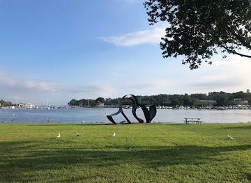 connecticut/greenwich-point-park/attraction/roger-sherman-baldwin-park