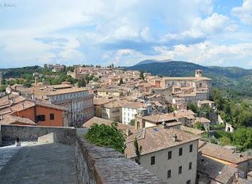 italy/montepulciano/attraction/porta-sole