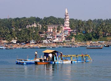 india/kovalam/attraction/sagarika-marine-research-aquarium