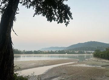 nepal/chitwan/attraction/narayani-bagar