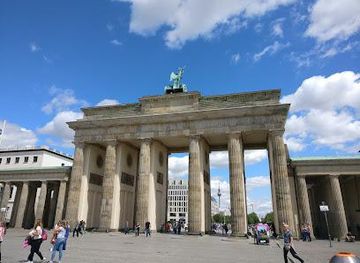 germany/potsdam/attraction/insider-tour-berlin