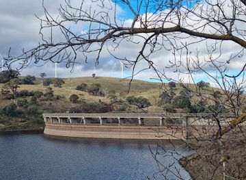 australia/central-west/attraction/carcoar-dam