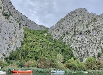 croatia/makarska/attraction/rijeka-cetina