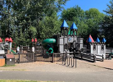 washington/kirkland/attraction/castle-playground