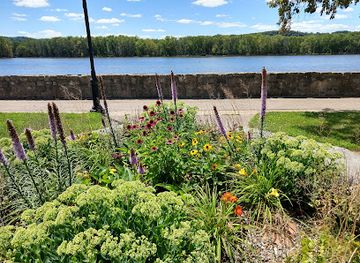 iowa/yellow-river-state-forest/attraction/st-feriole-island-park