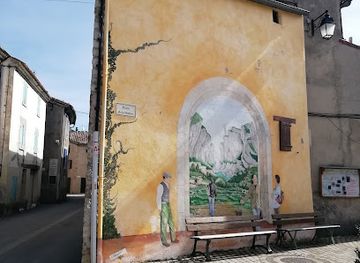 france/gorges-du-verdon/attraction/mur-peint-de-la-palud-sur-verdon