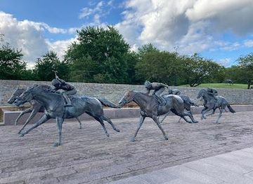 kentucky/lexington/attraction/thoroughbred-park